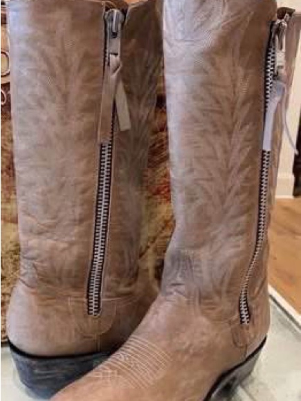 Old Gringo Custom Color Leather Razz Side-Zip Boots. Size 8.